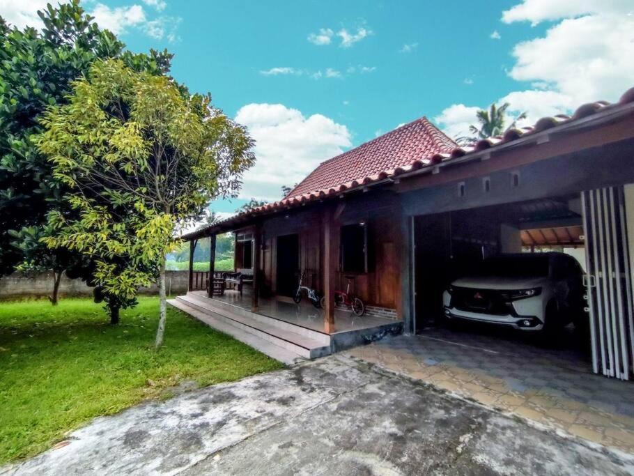 Villa Ndalem Arsita Yogyakarta Exterior foto